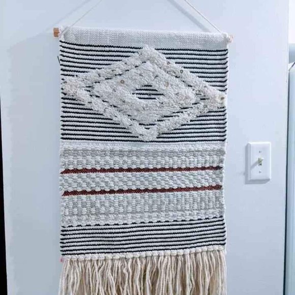 Wall Hanging Tapestry With Tassels For Living Room Bedroom - Picture 1 of 4